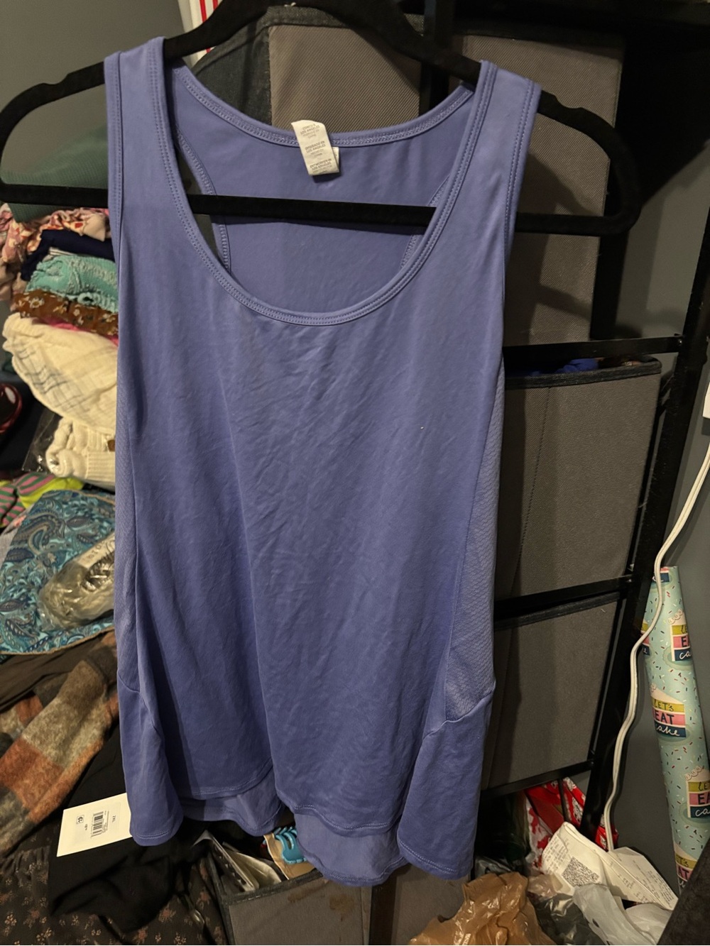Marika Lavender Scoop Neck Performance Tank Large